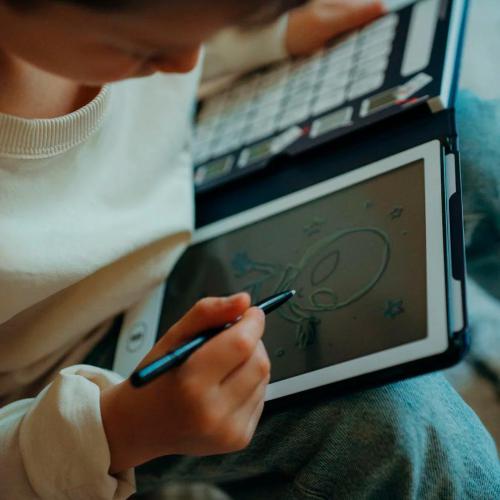 BLOCO DE DESENHO C/ ILUSTRAÇÕES GALÁXIA Kidywolf